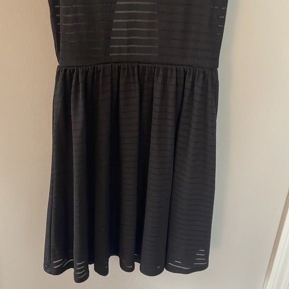 Ocean Drive Dress Size Medium - Picture 4 of 8